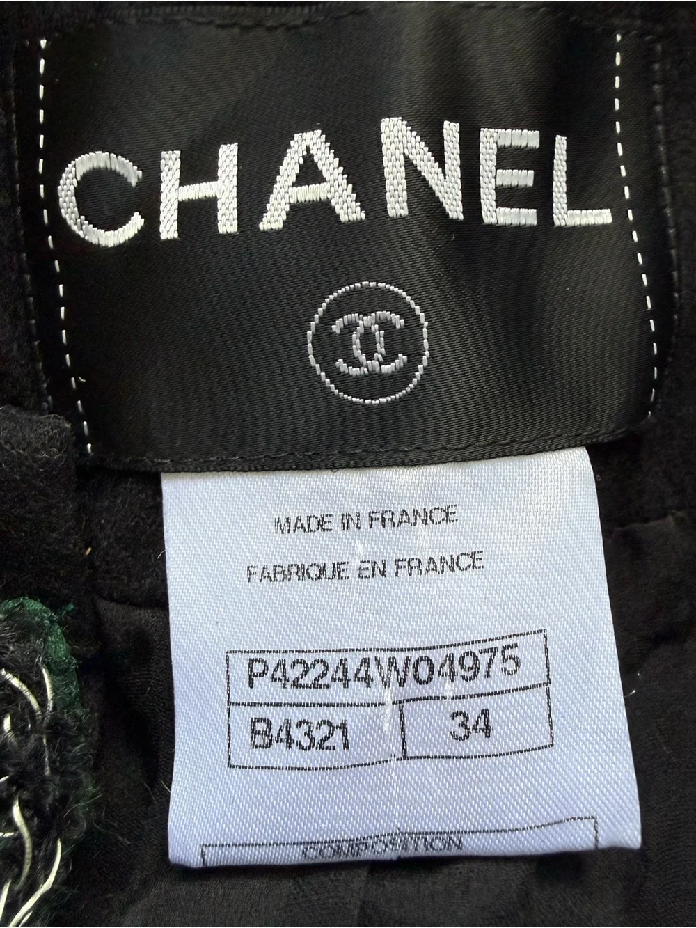 Chanel Green Tweed Jacket|Size: FR 34|USA: Size 2 (XS) - AS IS Missing Buttons